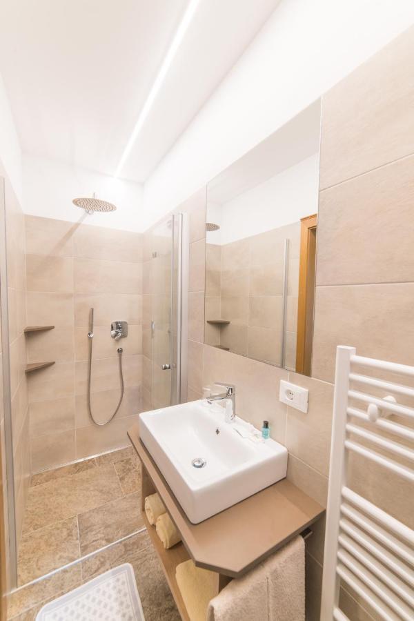 Pension Apartments Pardell 카스텔벨로 외부 사진