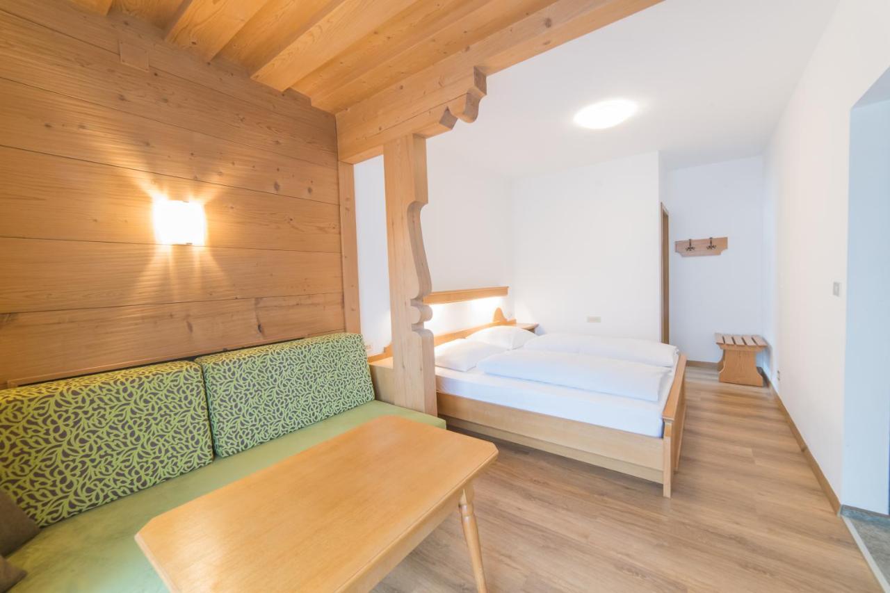 Pension Apartments Pardell 카스텔벨로 외부 사진